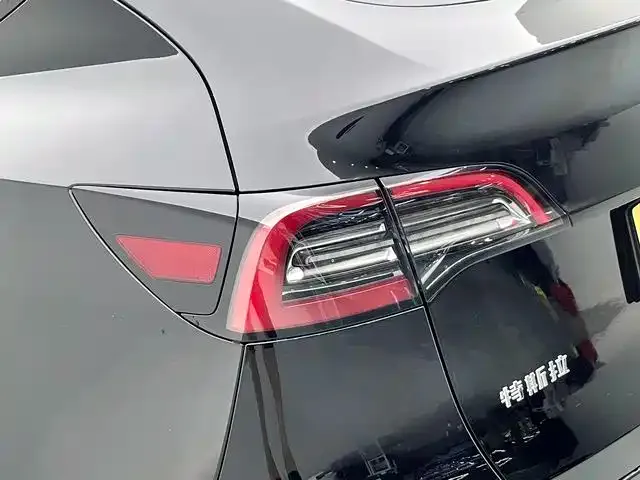 Tesla Model Y 2023 из CN, фото 6