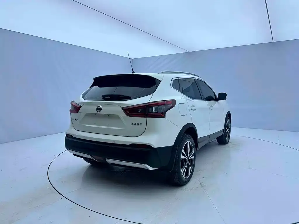 Nissan Qashqai 2022 из CN, фото 3