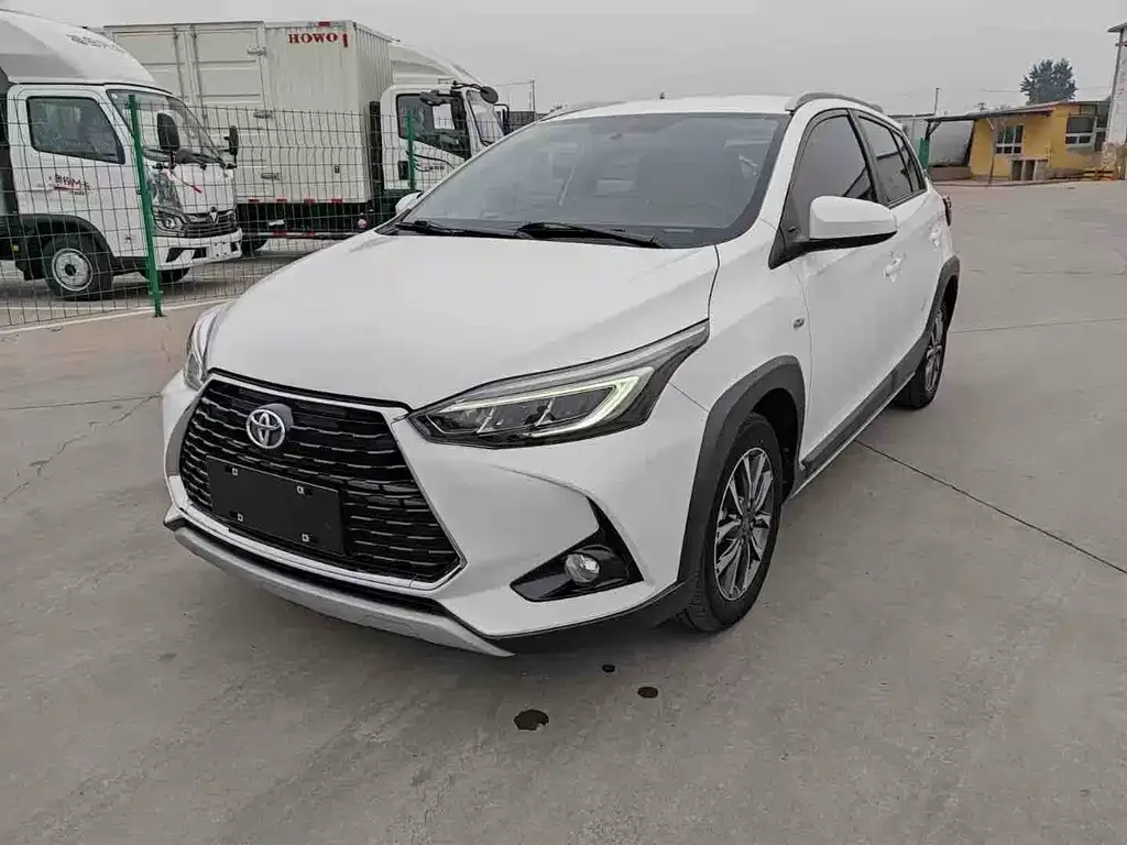 Toyota Yaris L