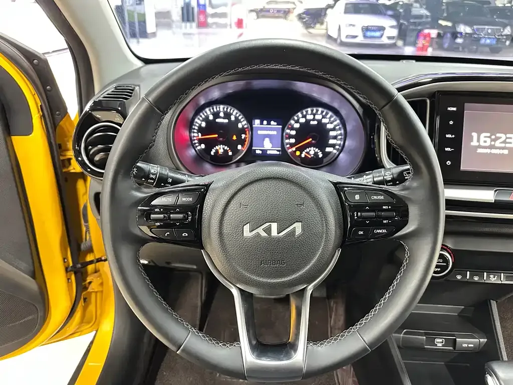 Kia KX1 — фото 6