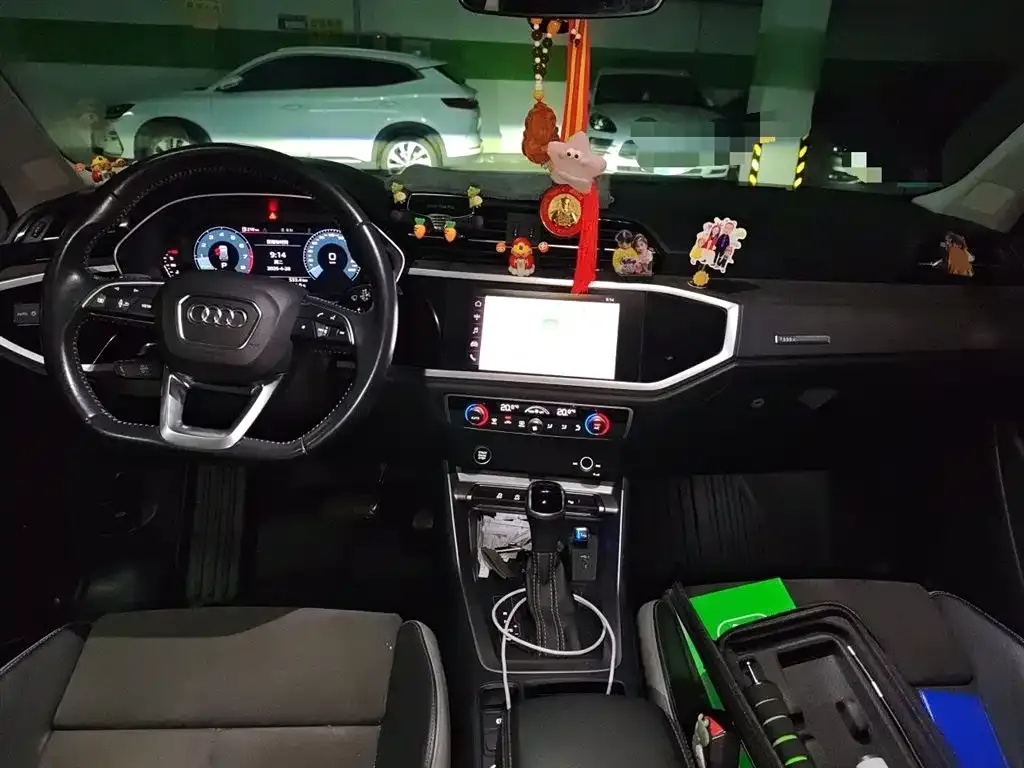 Audi Q3 2021 из CN, фото 9