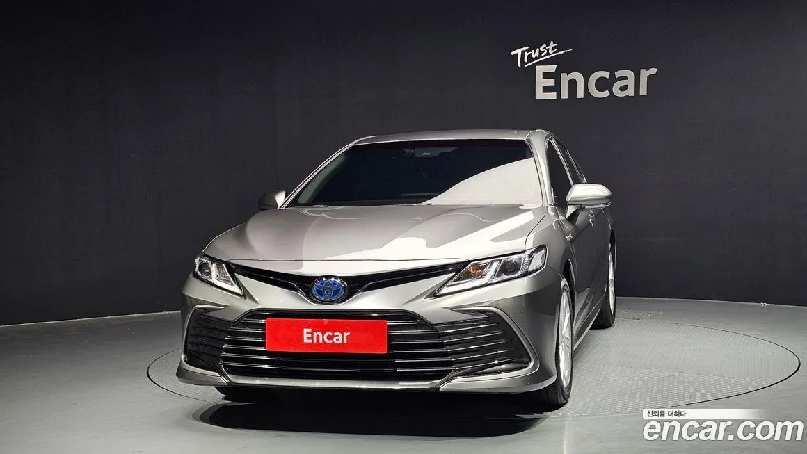 Toyota Camry 2024 из KR, фото 2
