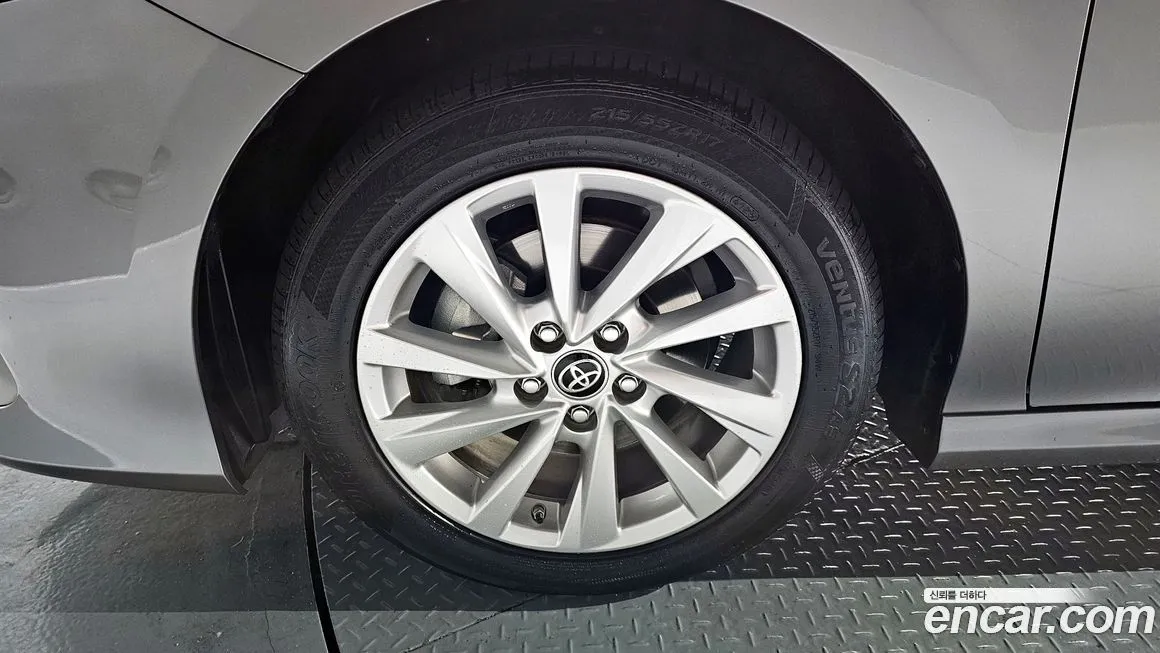 Toyota Camry 2024 из KR, фото 7
