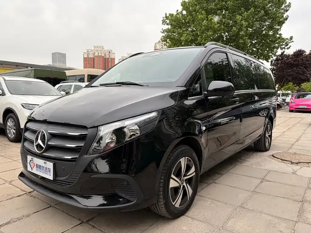 Mercedes-Benz Vito — фото 1