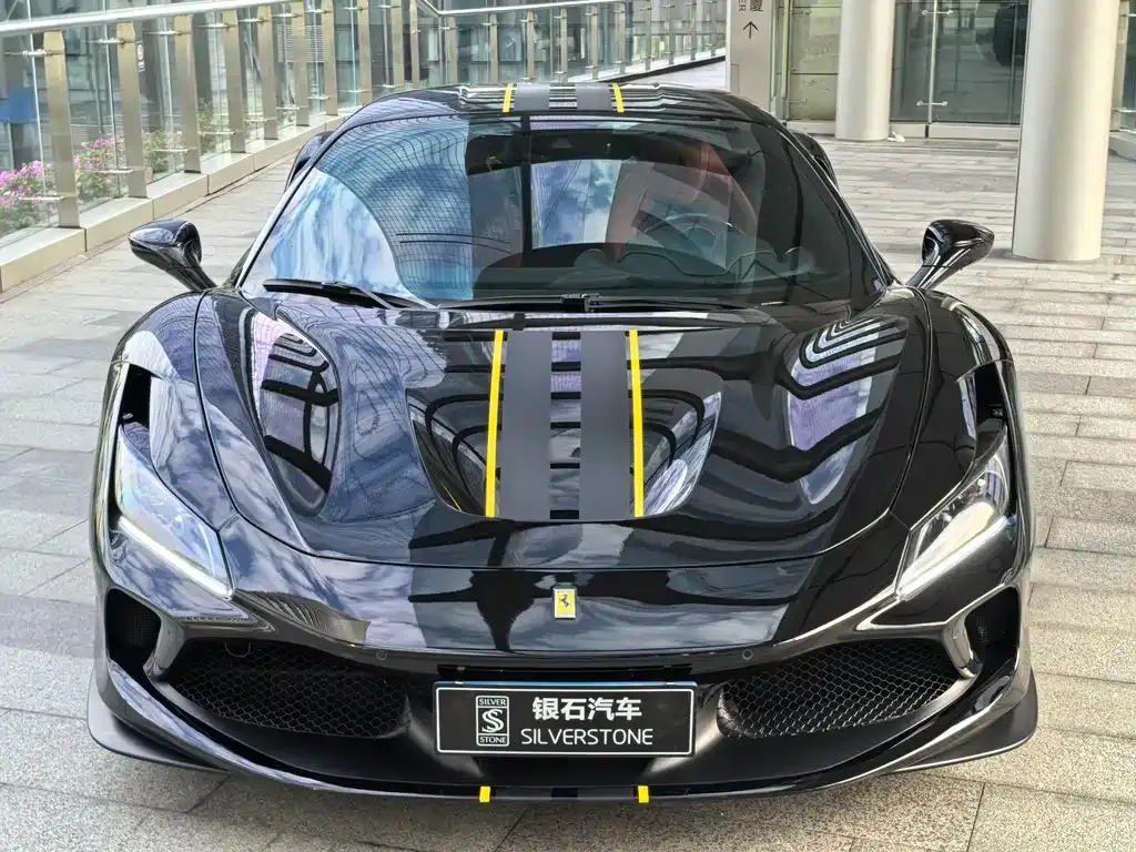 Ferrari F8 — фото 5