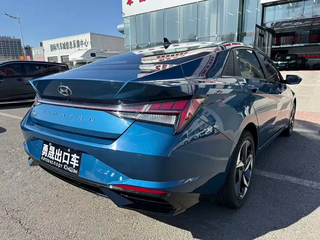 Hyundai Elantra 2021 из CN, фото 10