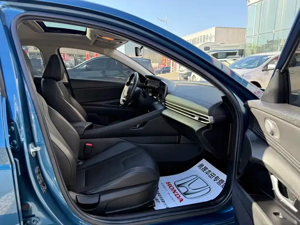 Hyundai Elantra 2021 из CN, фото 6