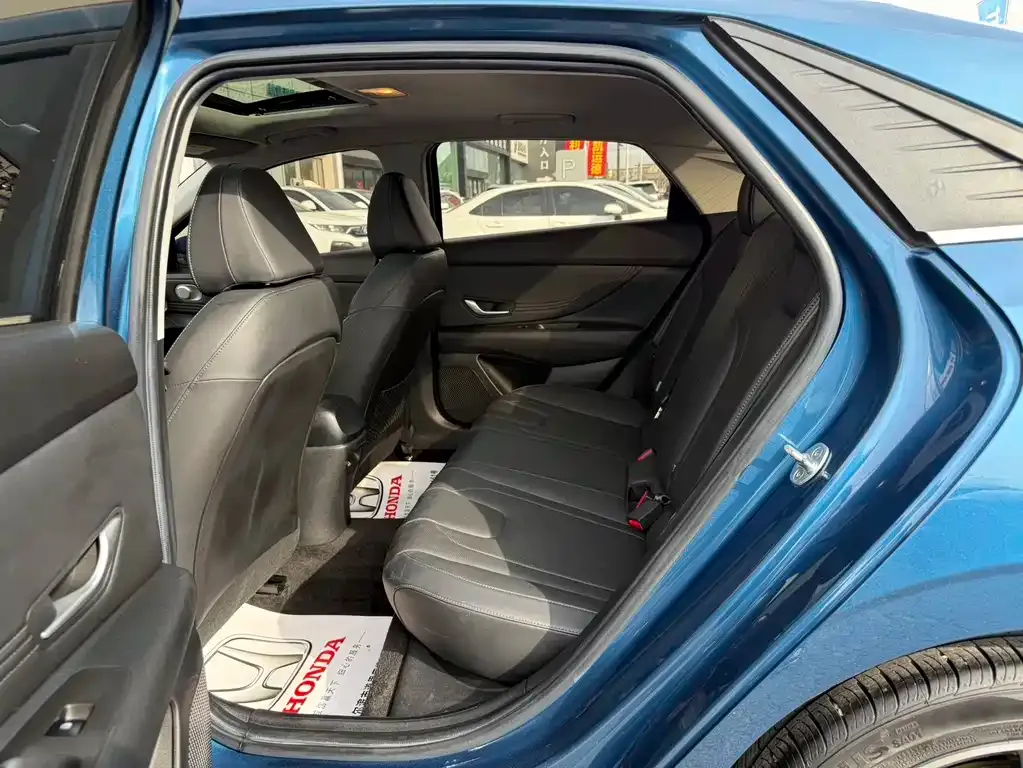 Hyundai Elantra 2021 из CN, фото 3