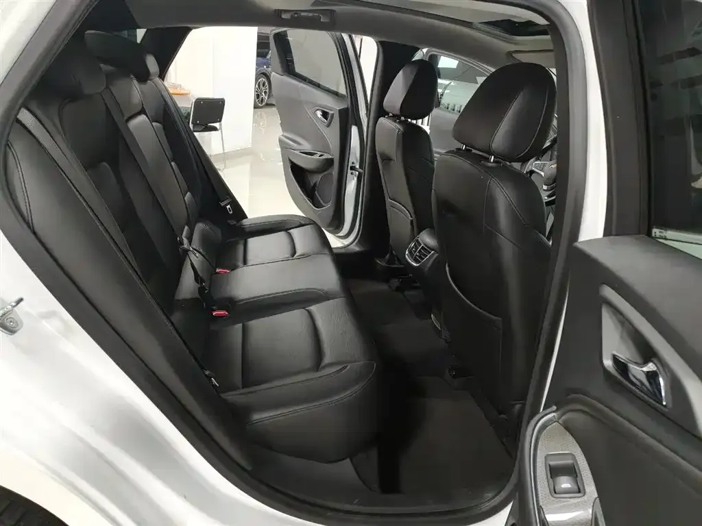 Chevrolet Malibu XL 2024 из CN, фото 3