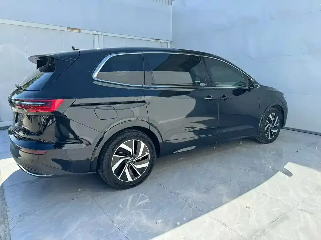 Volkswagen Viloran 2022 из CN, фото 3