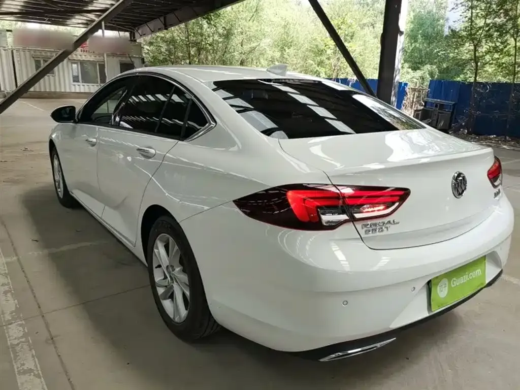 Buick Regal — фото 8
