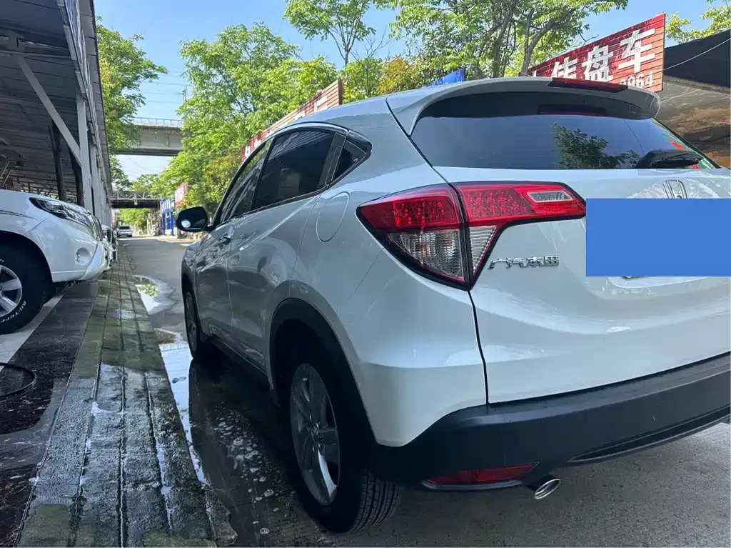 Honda Vezel 2021 из CN, фото 9