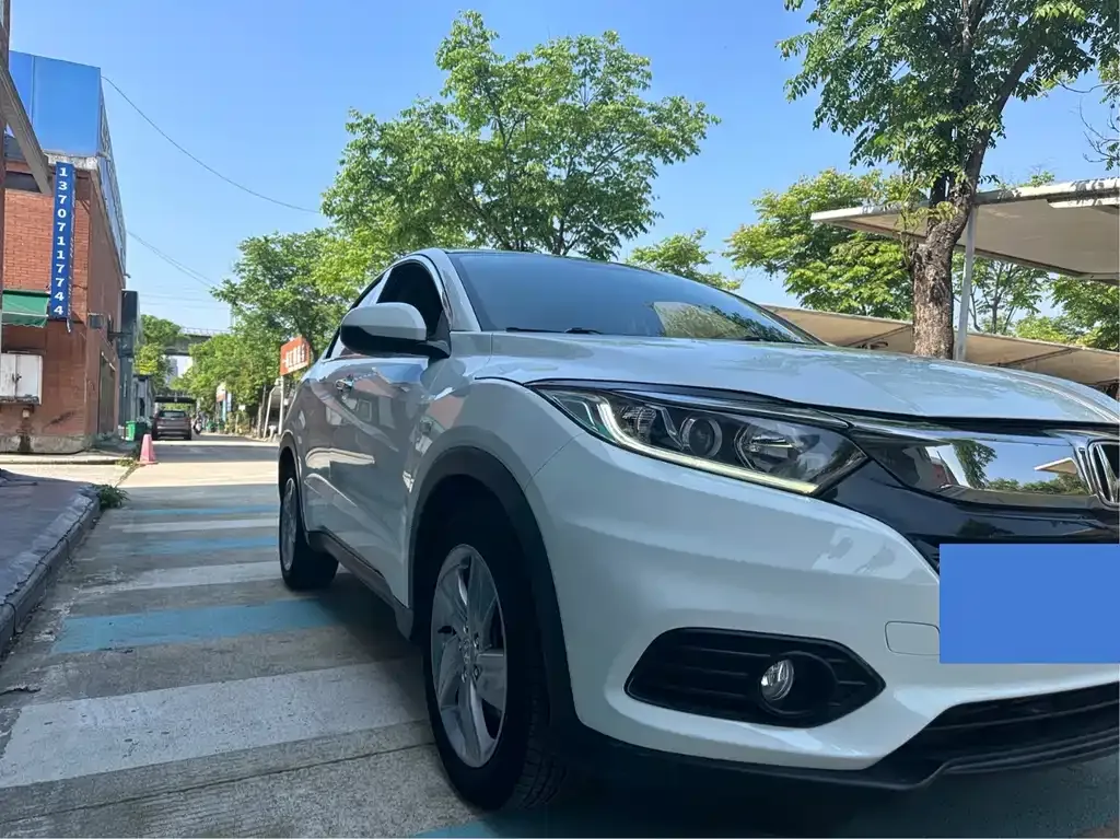 Honda Vezel 2021 из CN, фото 10