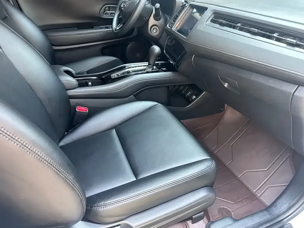 Honda Vezel 2021 из CN, фото 6