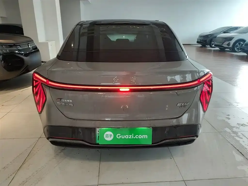 Hongqi EH7 2024 из CN, фото 4