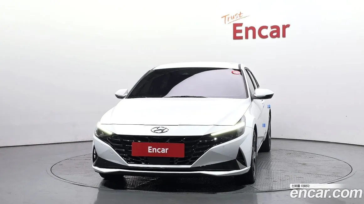 Hyundai AVANTE — фото 2