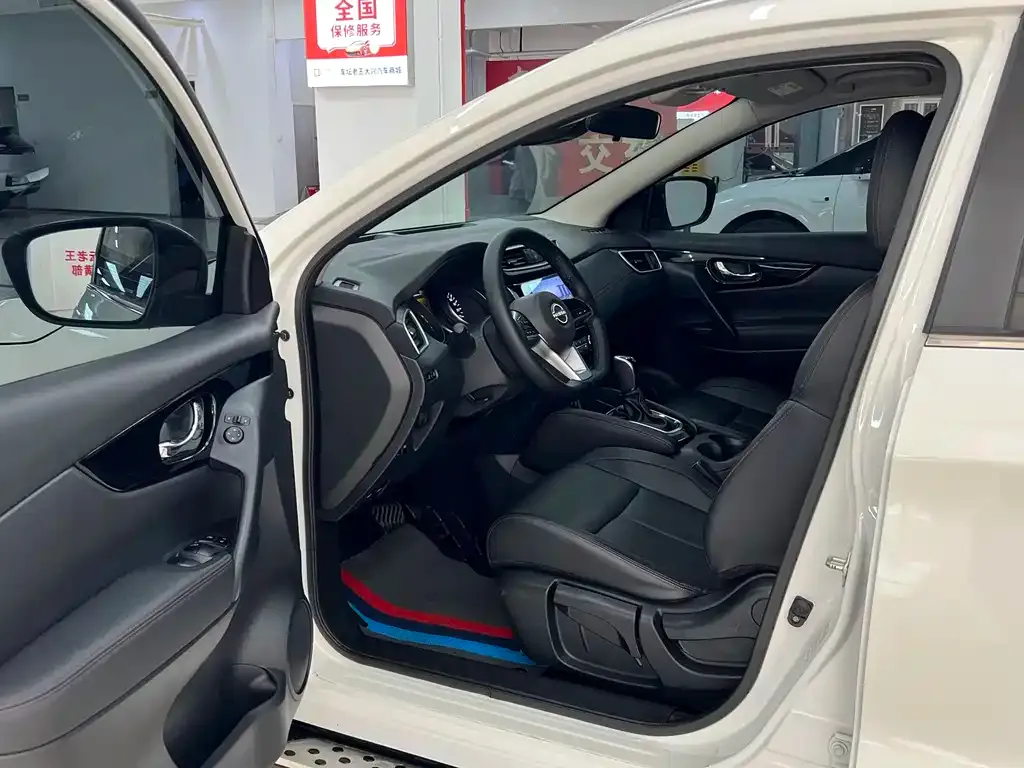 Nissan Qashqai — фото 10