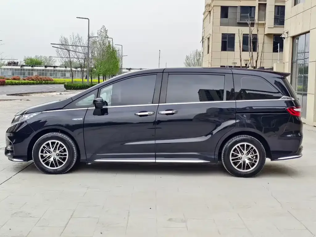 Honda Odyssey 2021 из CN, фото 4