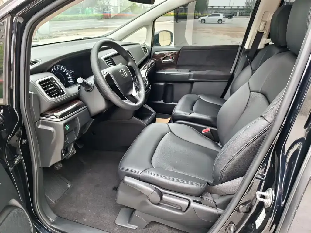 Honda Odyssey 2021 из CN, фото 6