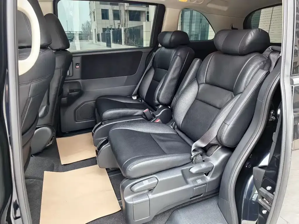 Honda Odyssey 2021 из CN, фото 2