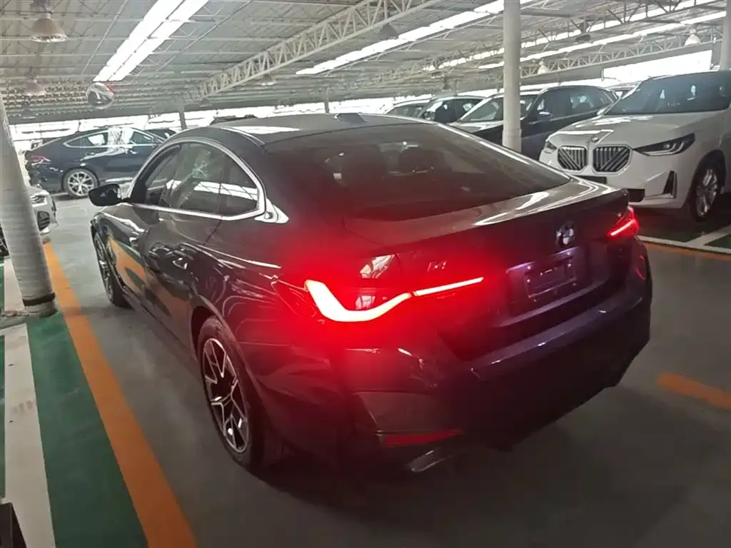 BMW i4 2025 из CN, фото 9