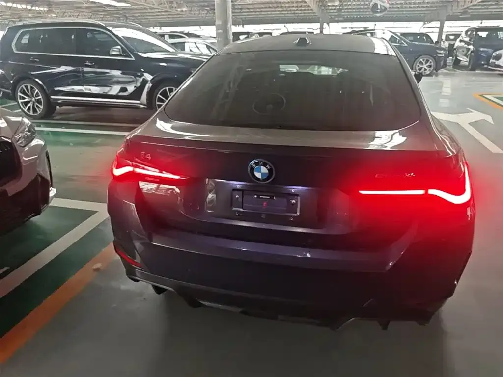 BMW i4 2025 из CN, фото 6