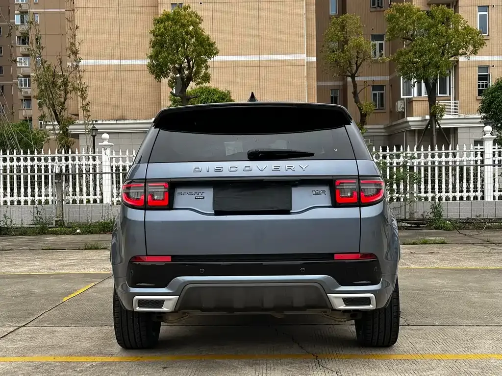 Land Rover Discovery Sport — фото 10
