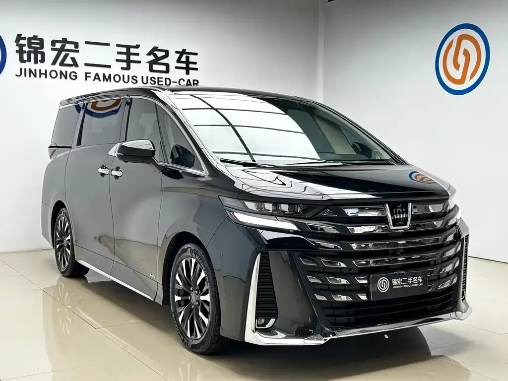 Toyota Vellfire — фото 3