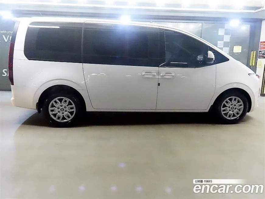 Hyundai Staria — фото 4