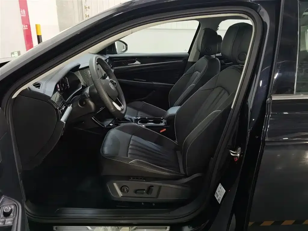 Volkswagen Passat — фото 3