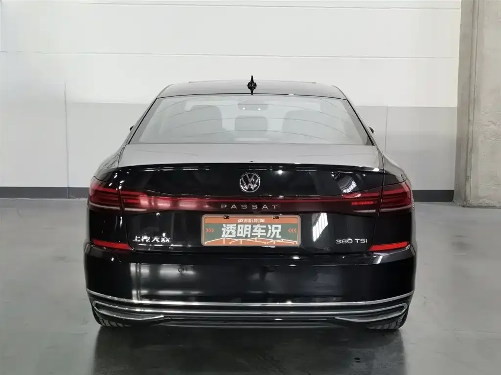 Volkswagen Passat — фото 2