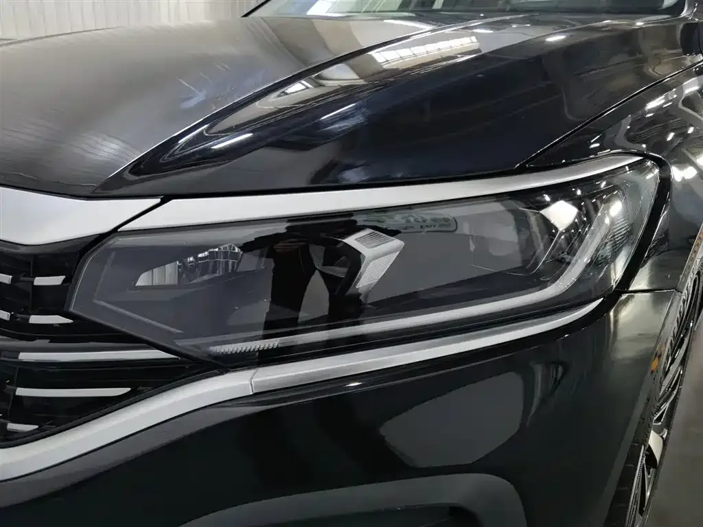 Volkswagen Passat — фото 4