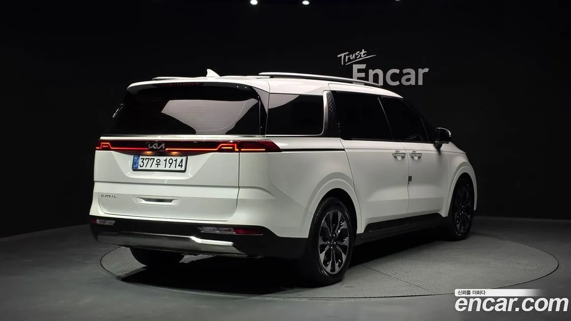 Kia Carnival 2023 из KR, фото 2