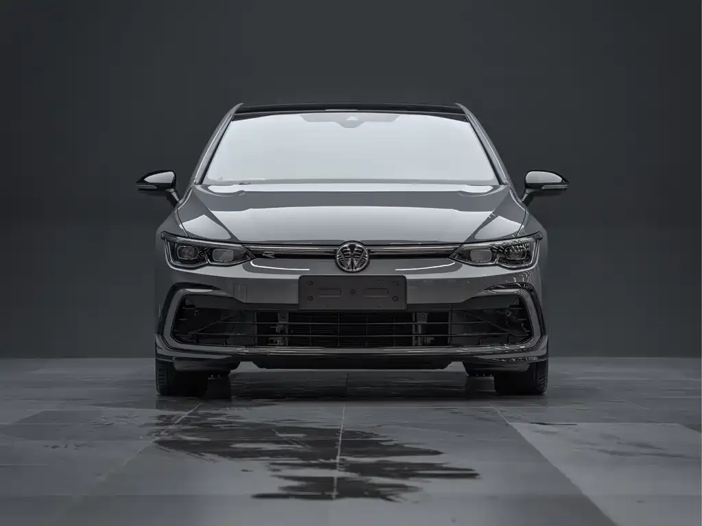 Volkswagen Golf — фото 9
