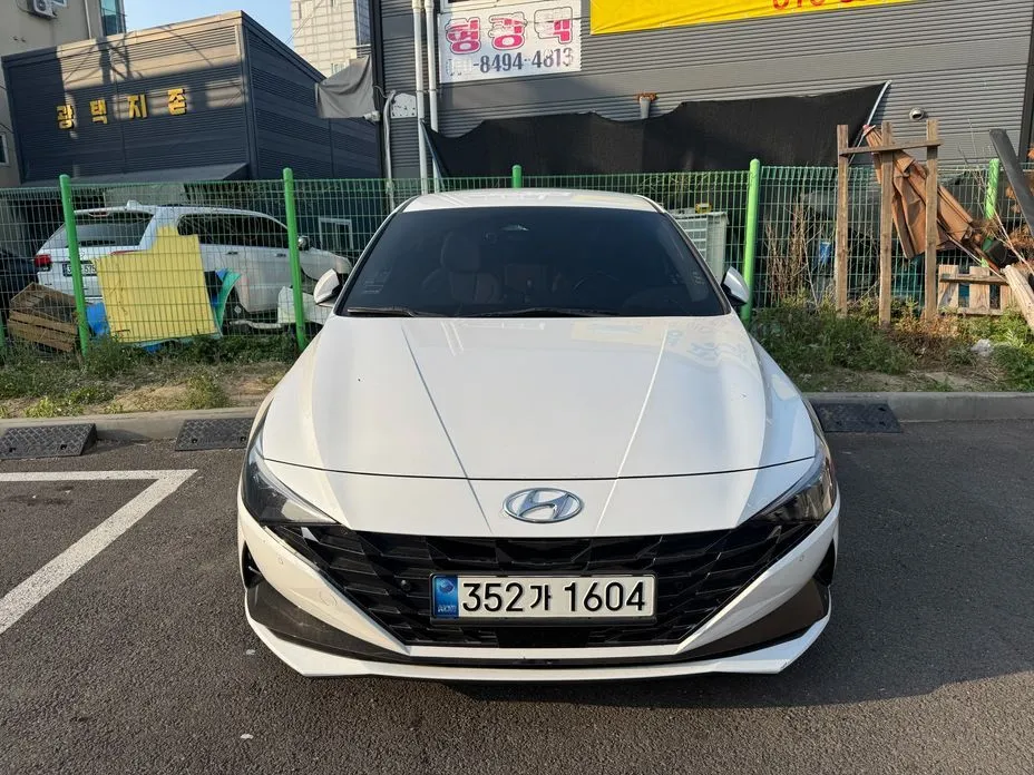Hyundai AVANTE — фото 1