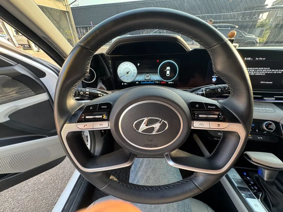 Hyundai AVANTE — фото 5
