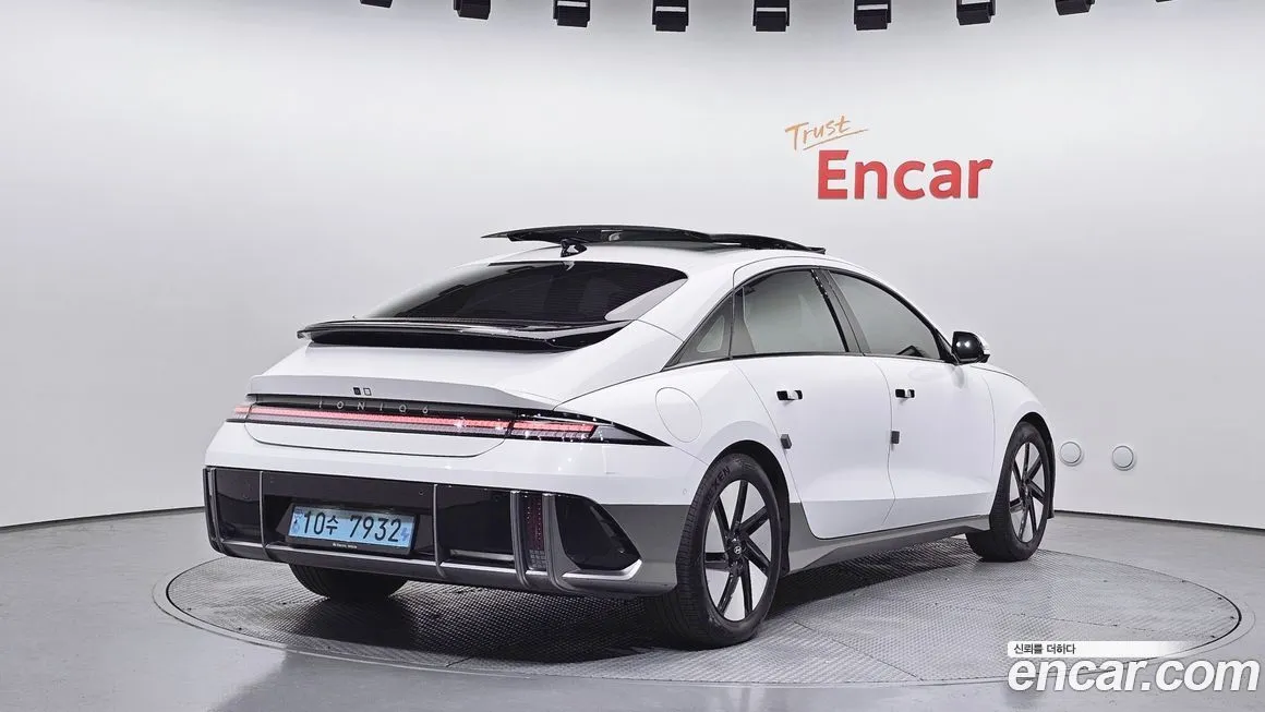 Hyundai Ioniq6 2023 из KR, фото 3