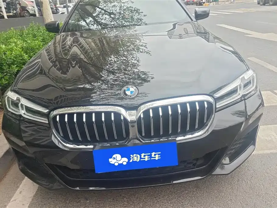 BMW 5 Series — фото 10