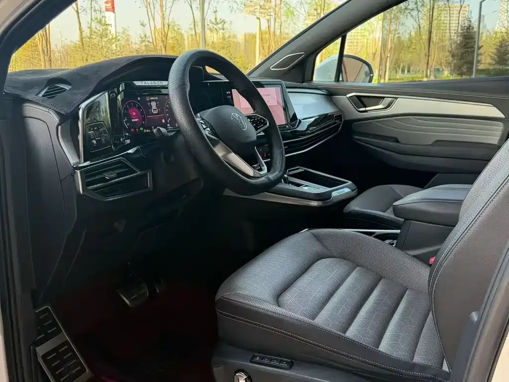 Volkswagen Talagon 2022 из CN, фото 10