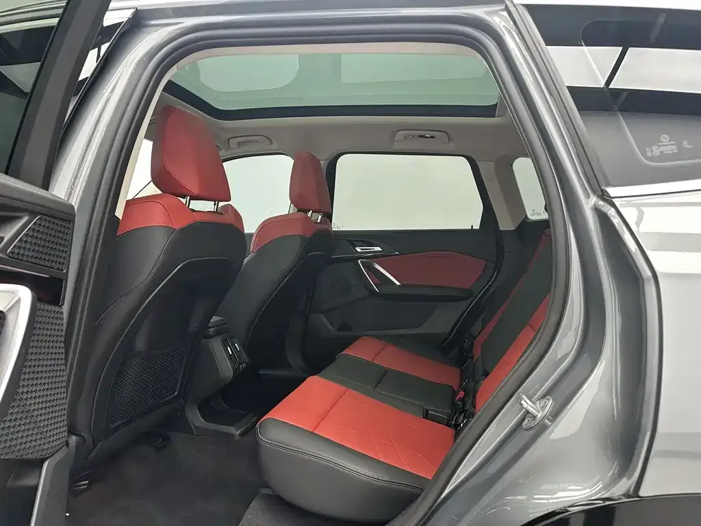 BMW X1 — фото 10