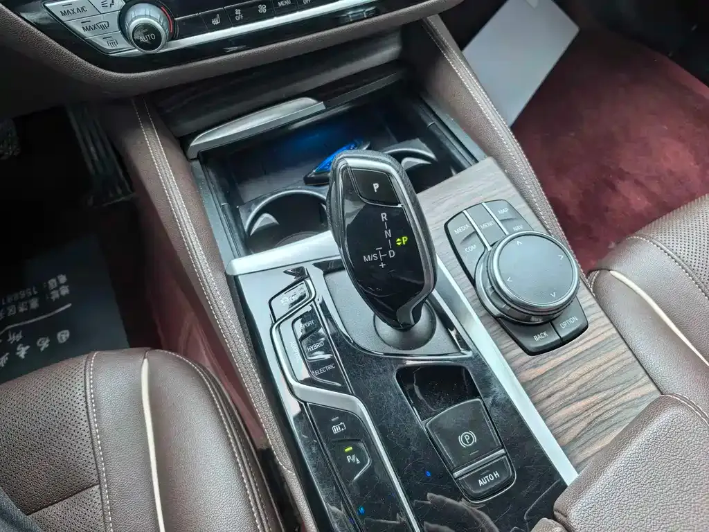 BMW 5 Series New Energy 2023 из CN, фото 3