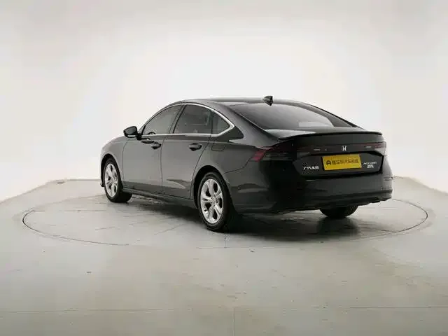 Honda Accord — фото 2
