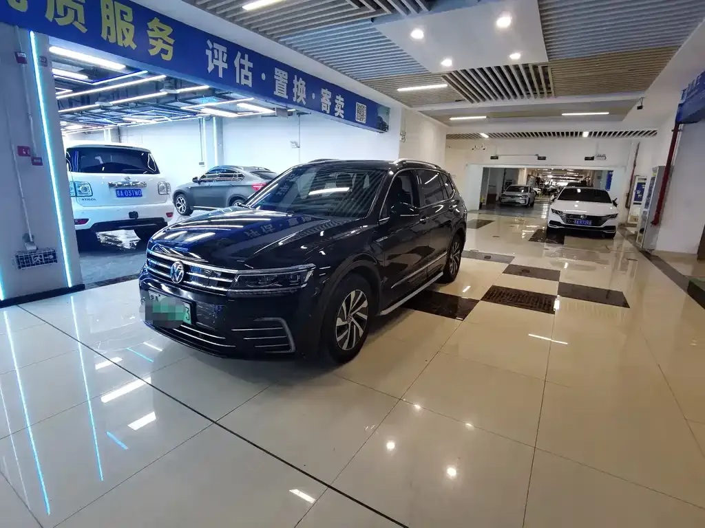Volkswagen 途观L插电混动 2021 из CN, фото 4