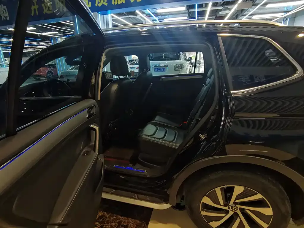 Volkswagen 途观L插电混动 2021 из CN, фото 5