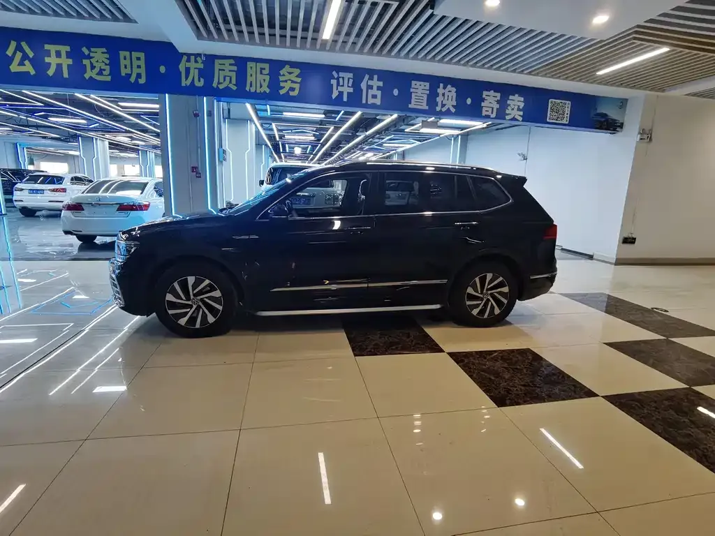 Volkswagen 途观L插电混动 2021 из CN, фото 9
