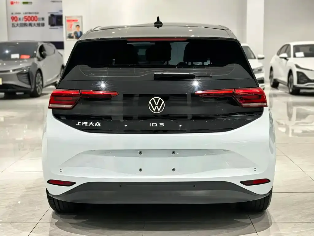 Volkswagen ID.3 — фото 4