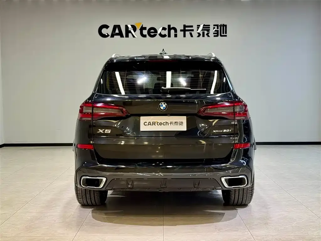 BMW X5 (Import) — фото 2
