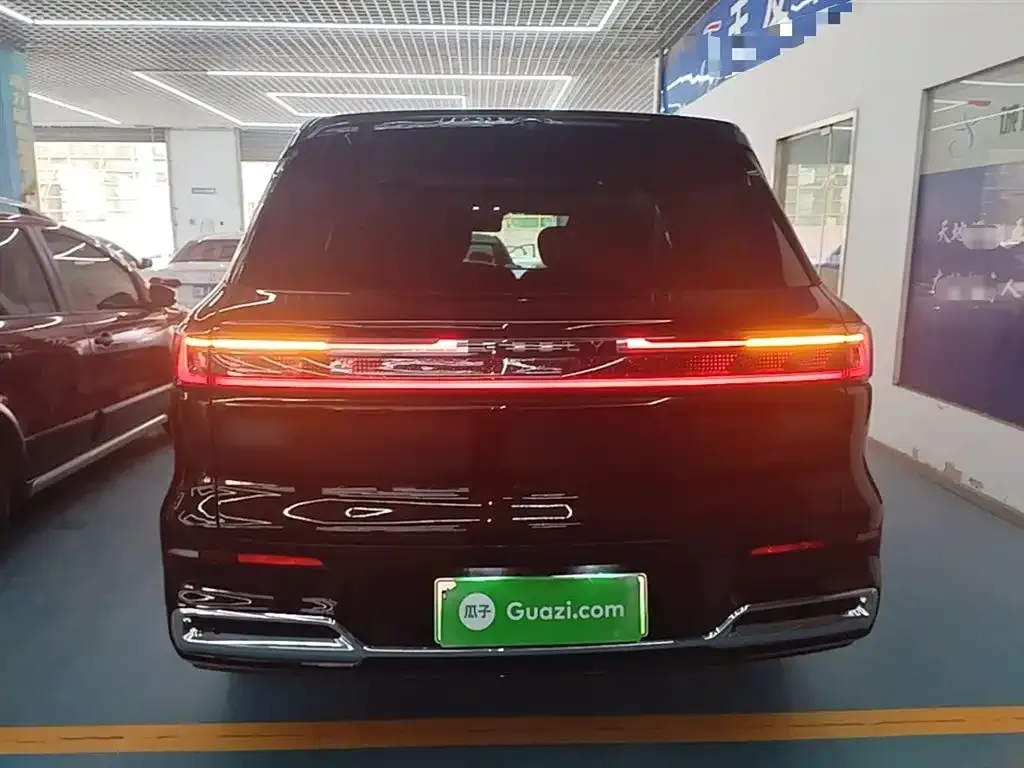 Geely Galaxy M9 — фото 3