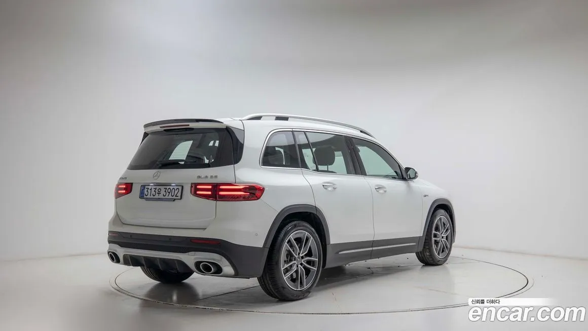 Mercedes-Benz GLB-Class — фото 4