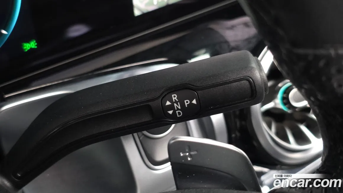 Mercedes-Benz EQB 2023 из KR, фото 2